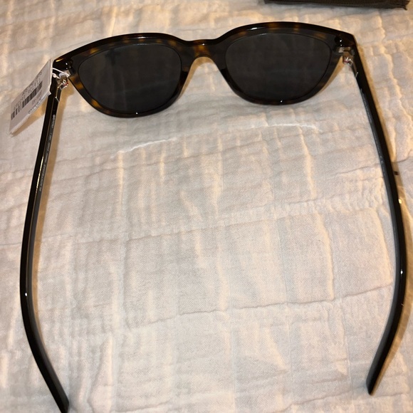 Brand new dior sunglasses - Picture 7 of 7
